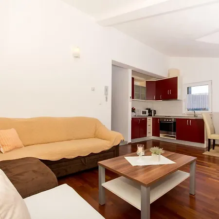Apartments Cavar Trogir Exterior photo