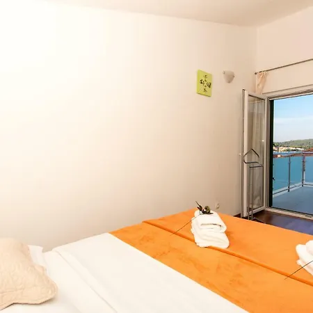 Apartments Cavar Trogir Exterior photo