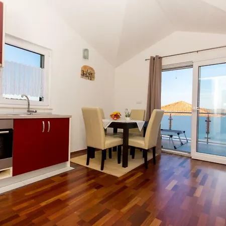 Apartments Cavar Trogir Exterior photo