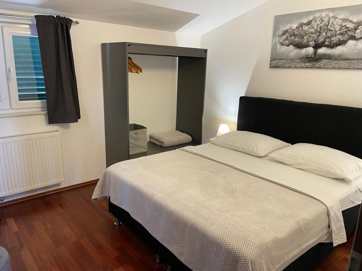 Cavar * Trogir
