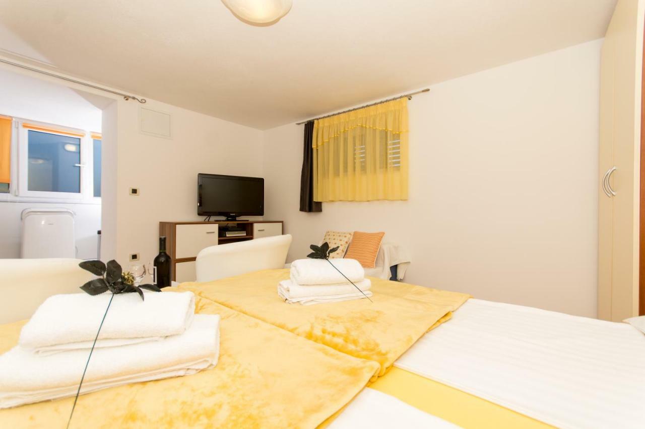Cavar Apartament Trogir