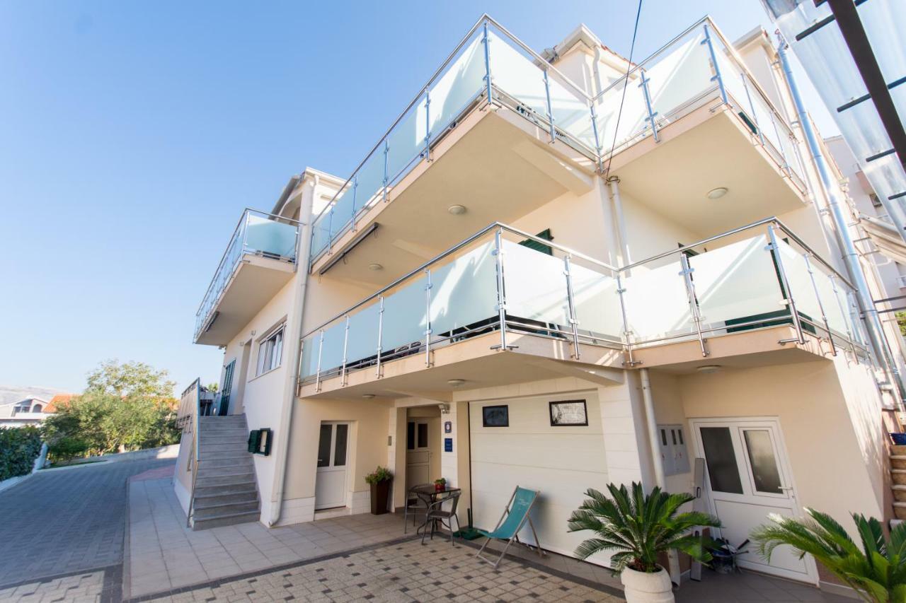 Cavar Apartament